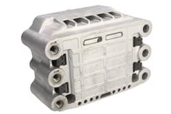Engine mounting image